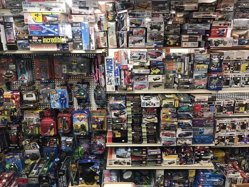 K&B Toys and Collectibles Menomonie, WI